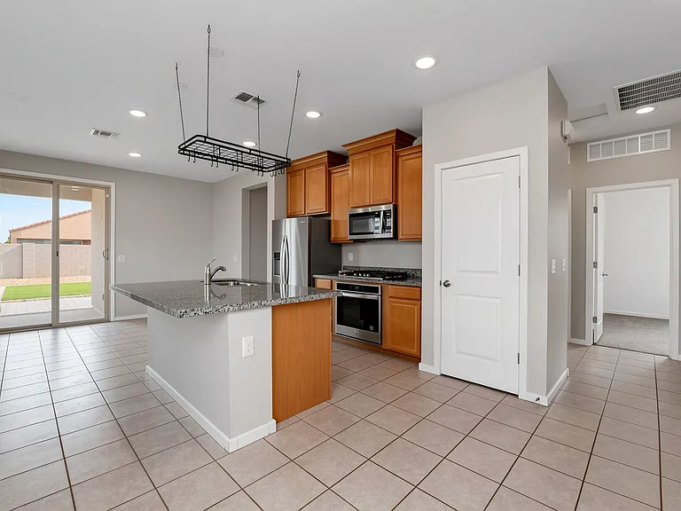 3629 E Archer Dr — Photo 7