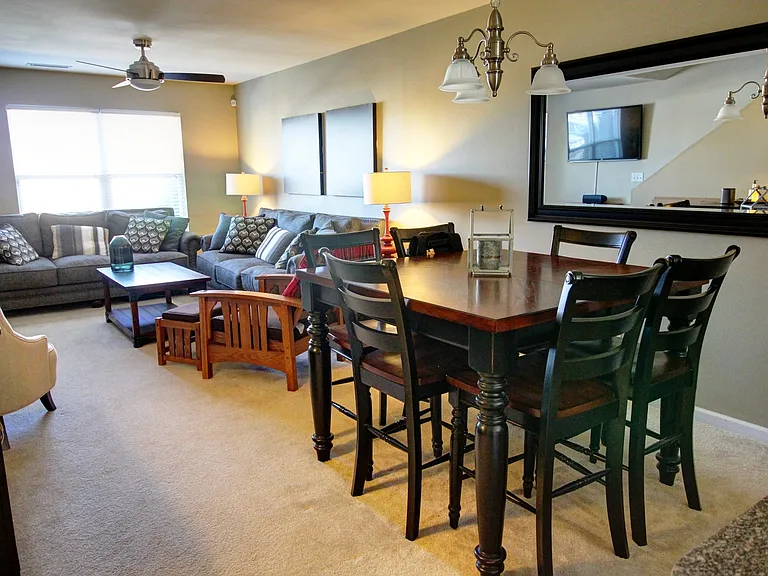 100 Stratford Lakes Dr #366 — Photo 3