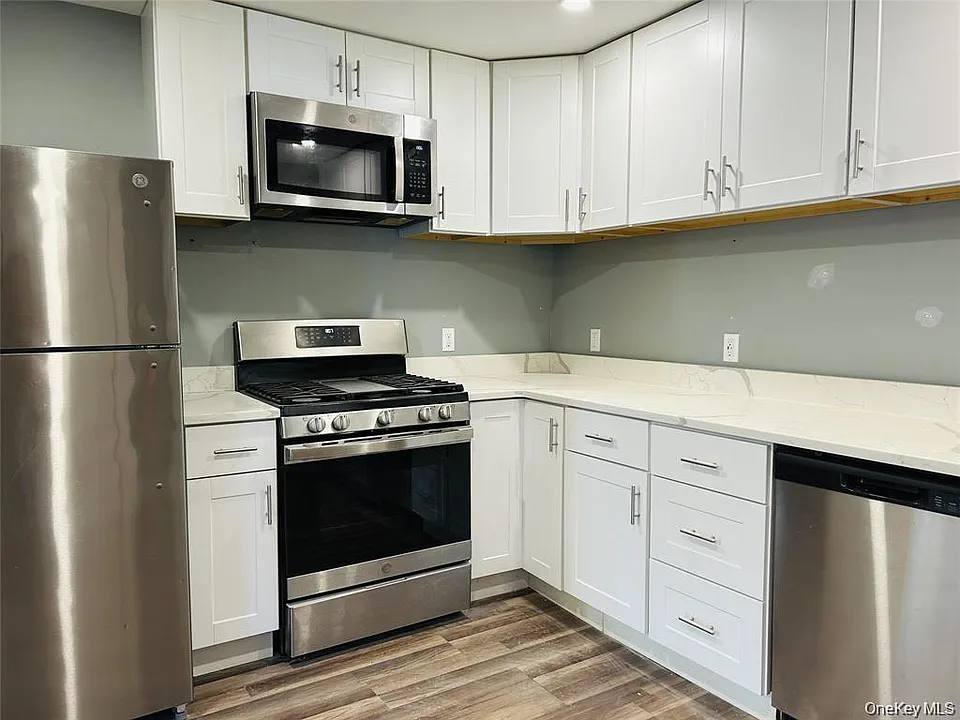 33 Drew Ave #1