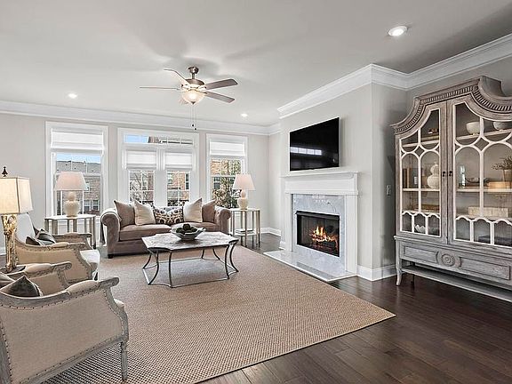 2nd image of 5518 Terrace Bend Pl
