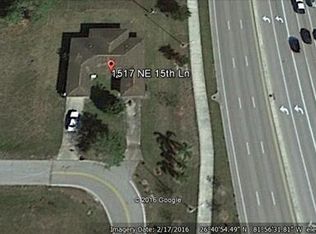 1517 NE 15th Ln, Cape Coral, FL 33909