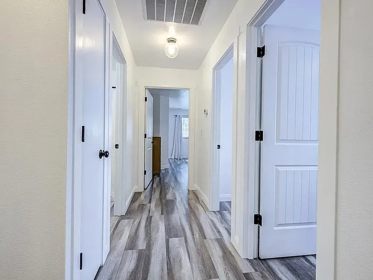 214 S Belfair Pl — Photo 24