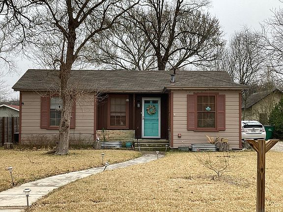 3rd image of 1307 Burns Blvd