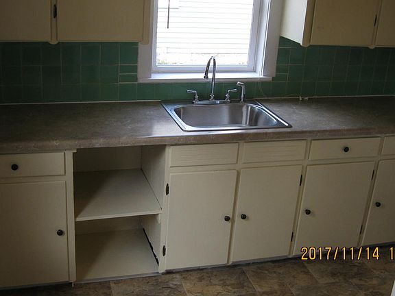 3rd image of 434 Cornell Dr