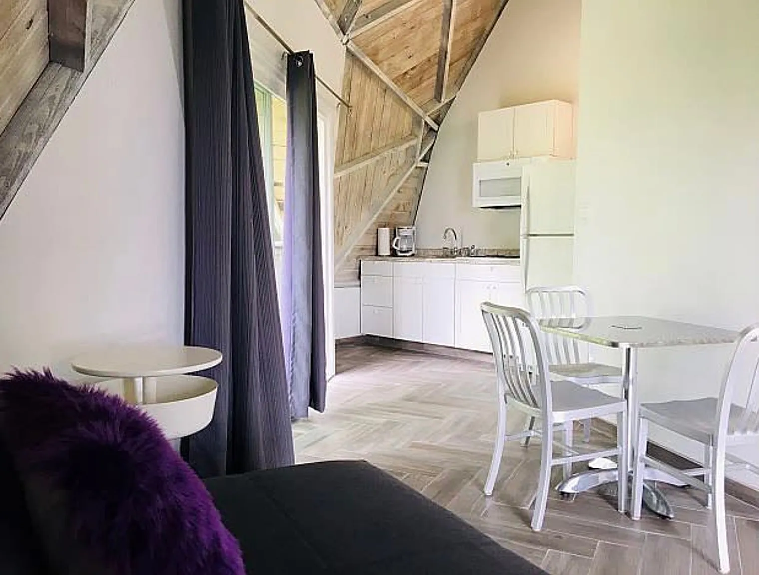 Studio, 1.0 bath, 441 sqft, $3,919 — Photo 4