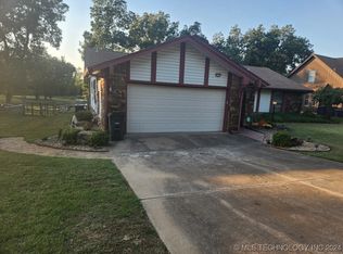 6910 S 32nd West Ave, Tulsa, OK 74132