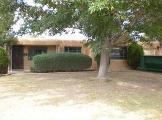 8901 Snow Heights Blvd NE, Albuquerque, NM 87112