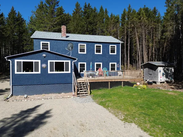 627 Duck Cove Road, Roque Bluffs, ME 04654