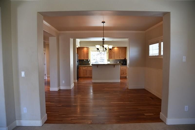 2nd image of 20715 Patriot Ln