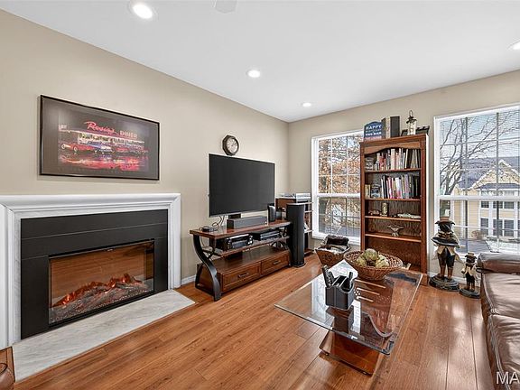 4th image of 1503 Whispering Creek Dr