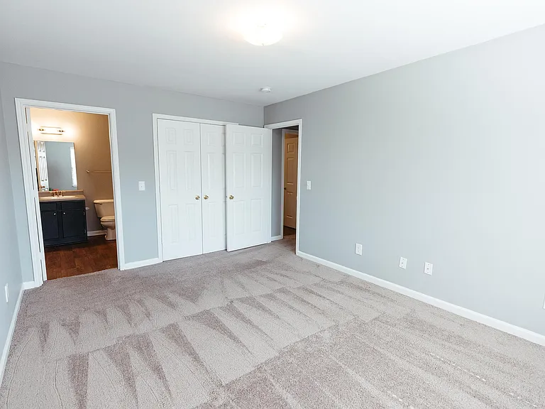 1310 N Rutherford Blvd — Photo 25