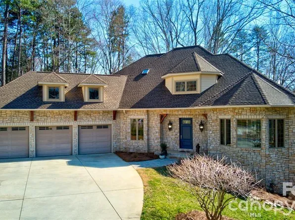 301 Agnew Rd, Mooresville, NC 28117