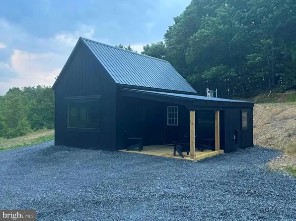 1517 Upperman Rd, Oakland, MD 21550