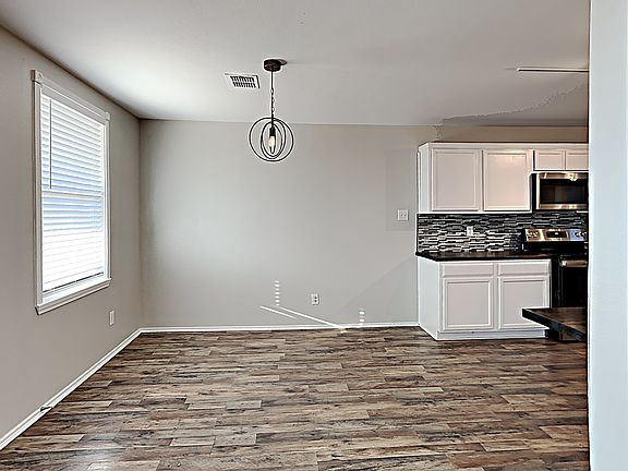 2nd image of 1329 Lauren Dr