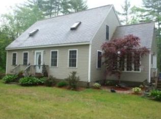 32 Brown Rd, Raymond, NH 03077