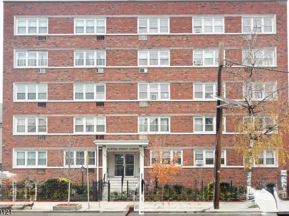154 Bowers St #2D, Jersey City, NJ 07307