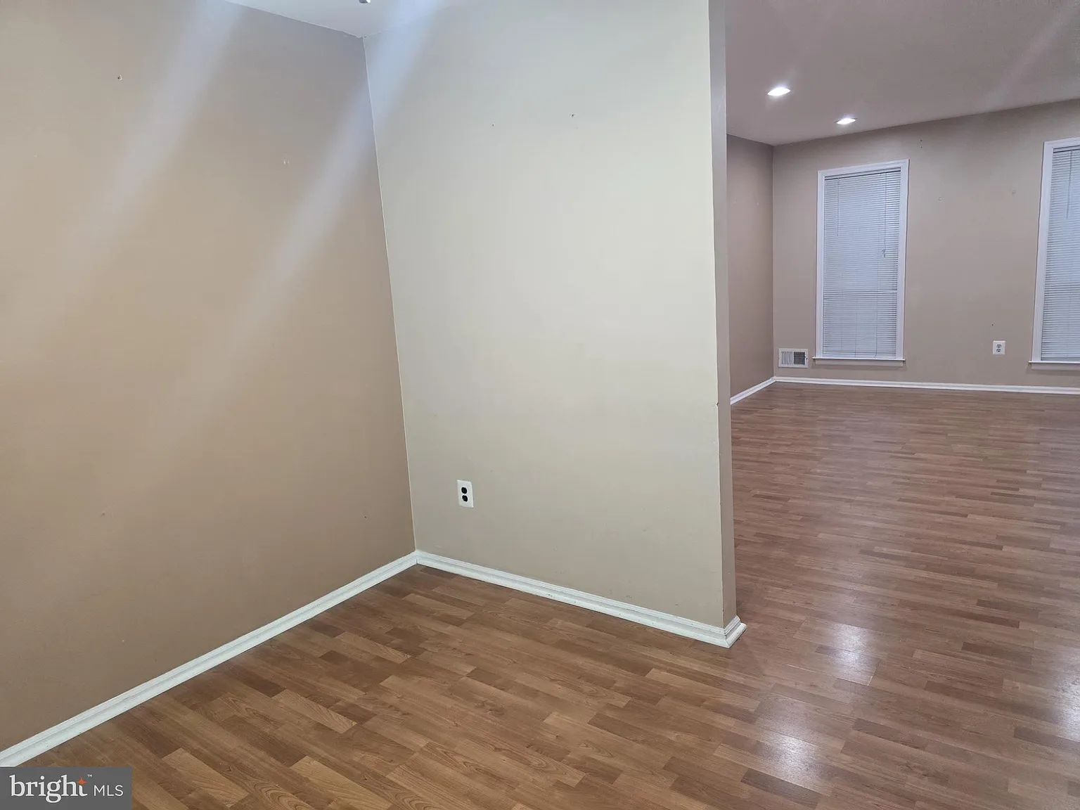 2 bed, 1.5 bath, 1192 sqft, $2,550 — Photo 4