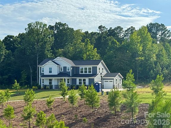 4th image of 2651 Mabel Ln