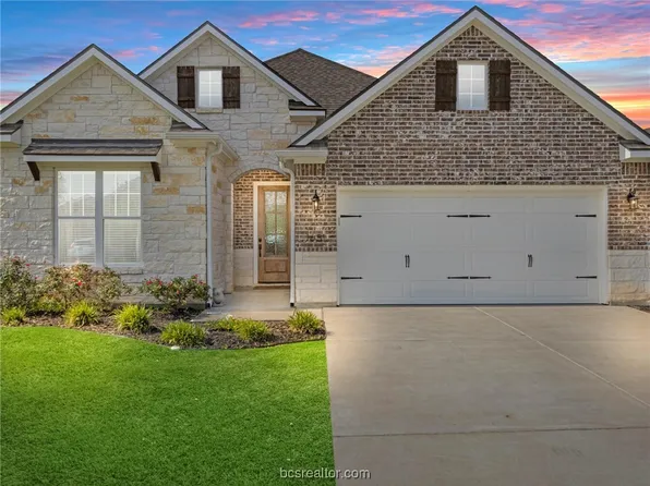 1651 Briscoe Manor Ct, College Station, TX 77845