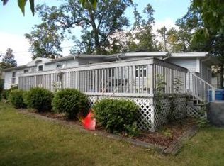 7788 N Topinabee Rd, Walkerton, IN 46574