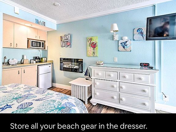 2nd image of 445 S Gulfview Blvd #111