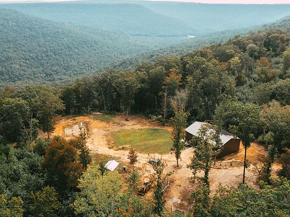 2nd image of 3155 Pigeon Spur Rd