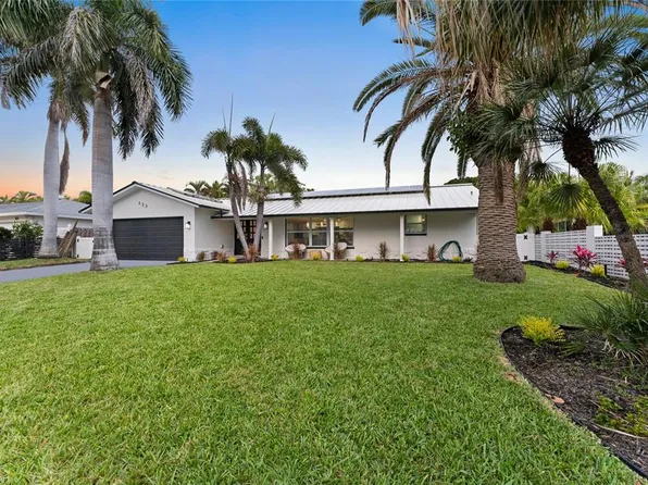 323 7th Ave N, Tierra Verde, FL 33715