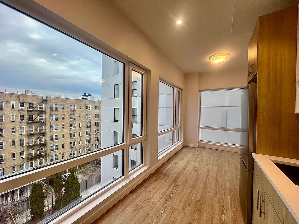 1st image of 333 Linden Blvd #6S