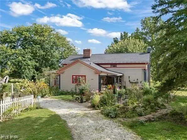 6795 Wadsworth Rd, Medina, OH 44256