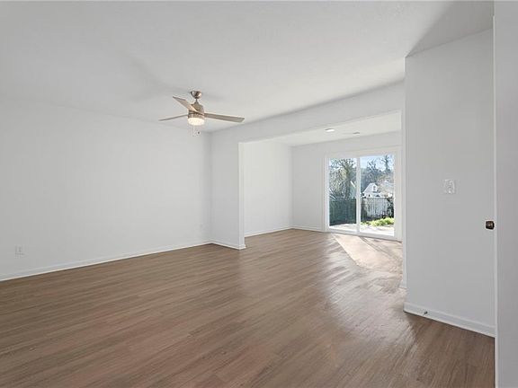 4th image of 1629 Sweetgum Hl