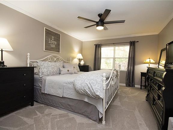 2nd image of 5559 Bent Oak Dr