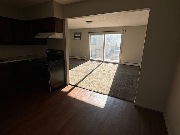 3rd image of 305 E East Ave #4