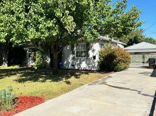 16851 Halper St, Encino, CA 91436