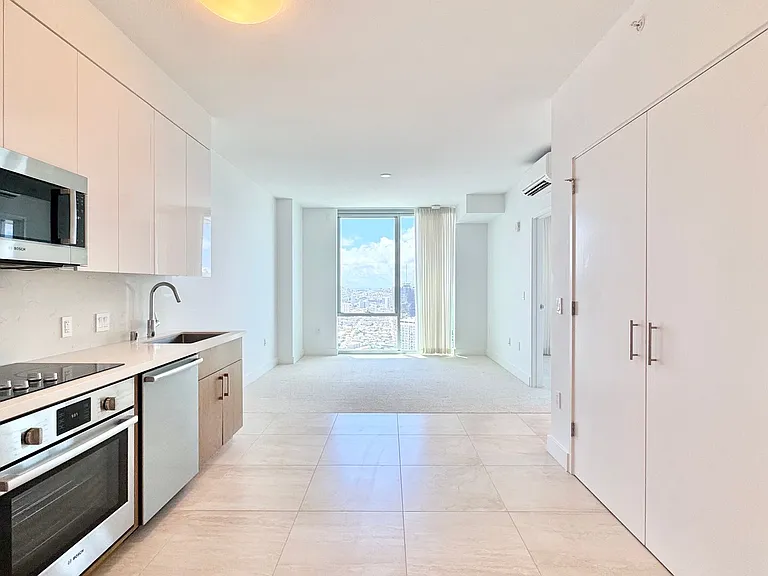 629 Keeaumoku St #3803 — Photo 1