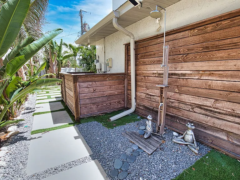 514 Everglades Dr — Photo 48