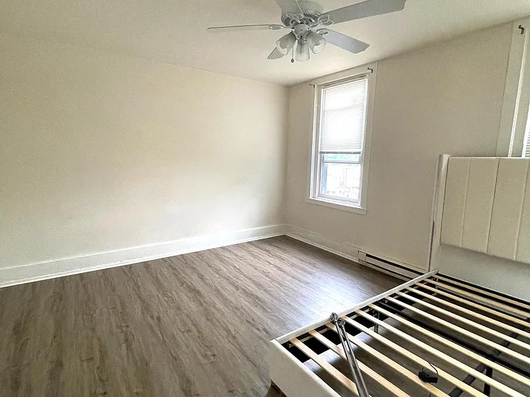 110 W Tabor Rd — Photo 15