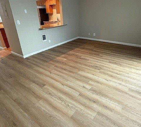 2nd image of 900 N Prospect Ave Unit 9