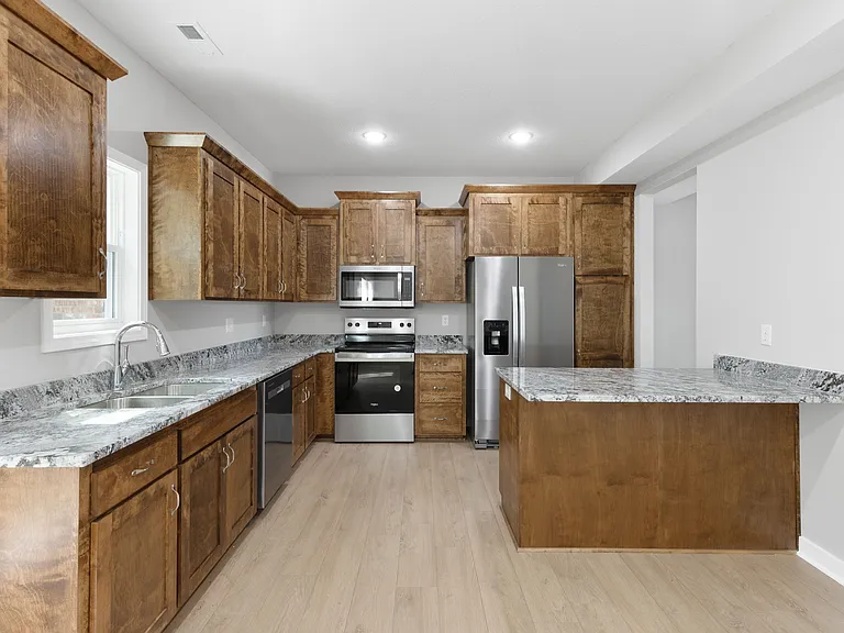 107 Allen Dr — Photo 29