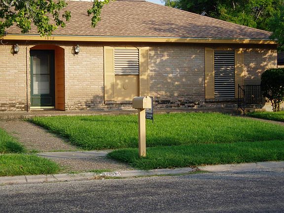 3rd image of 1818 Jordan Dr