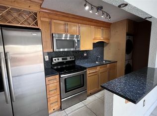 4630 NW 79th Ave APT 1C, Doral, FL 33166