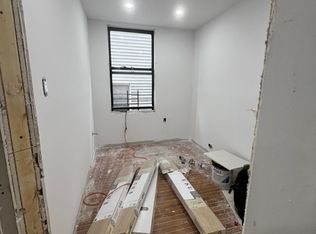 644 E 219th St #1R, Bronx, NY 10467