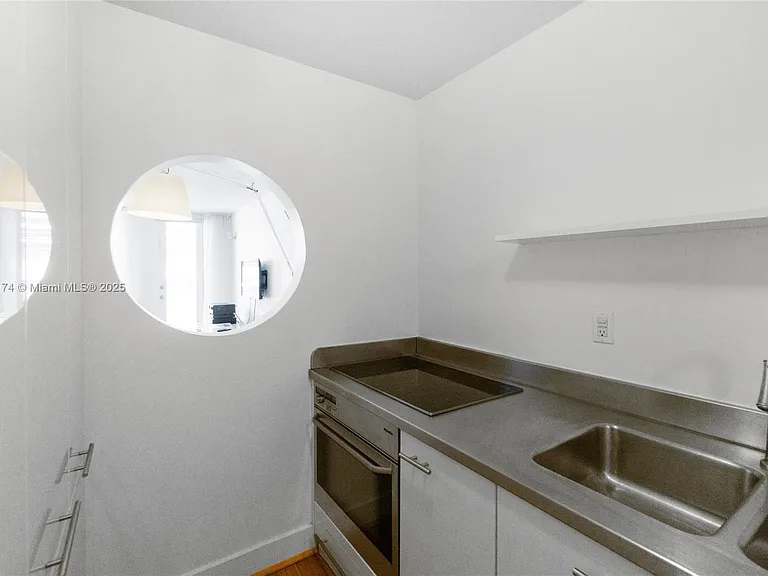 100 Lincoln Rd #923 — Photo 10