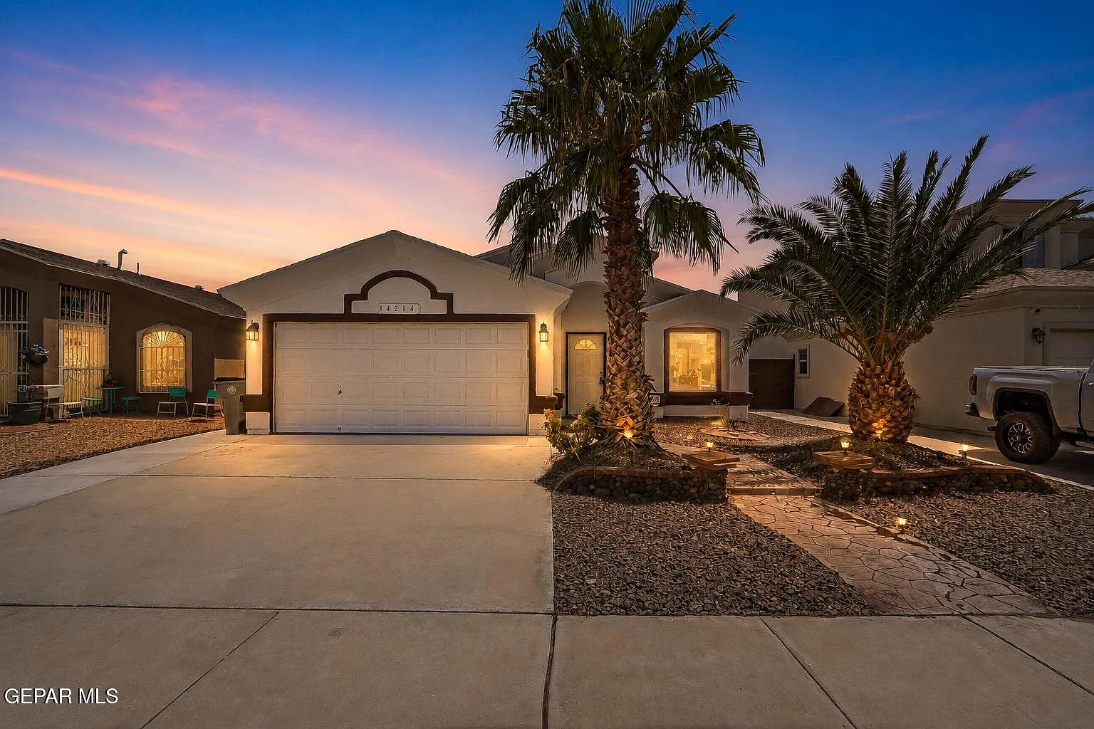 3 bed, 2.0 bath, 1419 sqft, $1,675 — Photo 2