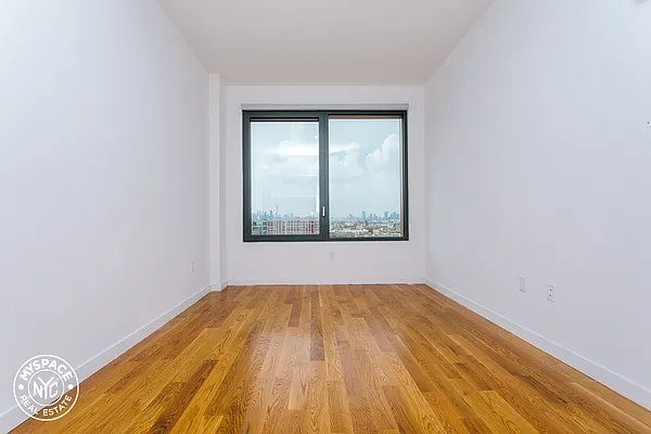 Rented by MySpaceNYC | media 6