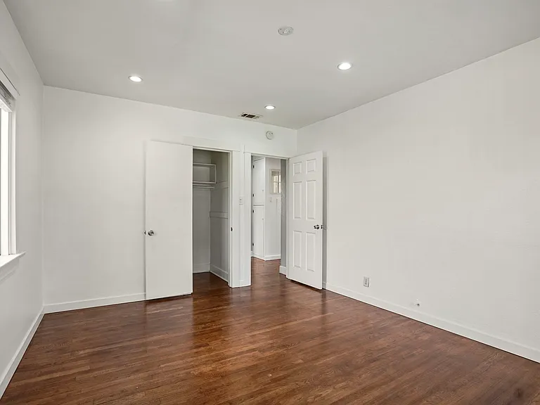2251 Felspar St — Photo 13