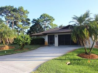 10131 Bay Ave, Englewood, FL 34224