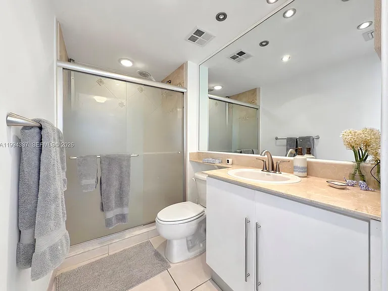 335 Biscayne Blvd #2905 — Photo 16