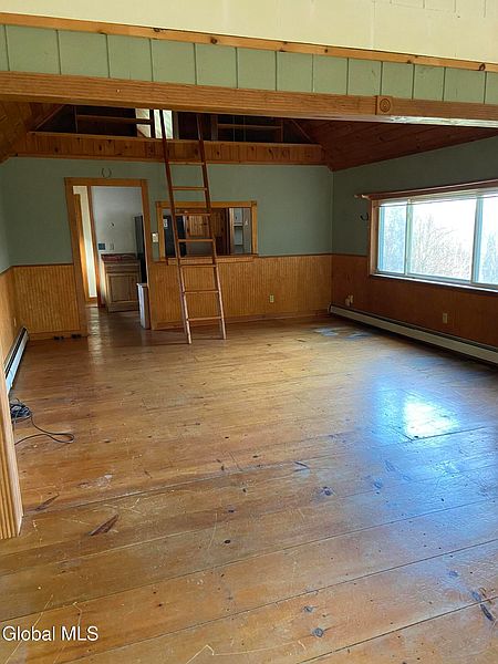 3rd image of 25 Dresden Hill Road