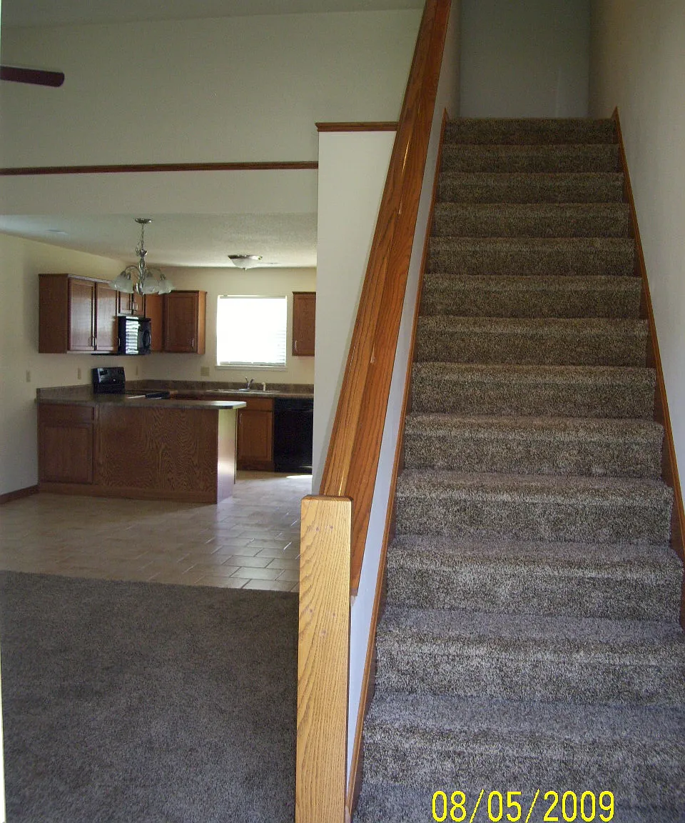 3 bed, 1350 sqft, $1,500 — Photo 4