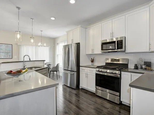 Green Meadows at Pleasant Plains